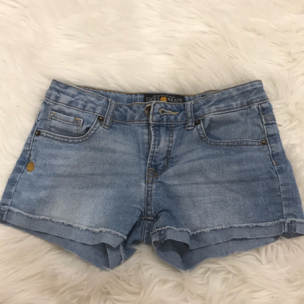 Light washed shorts
